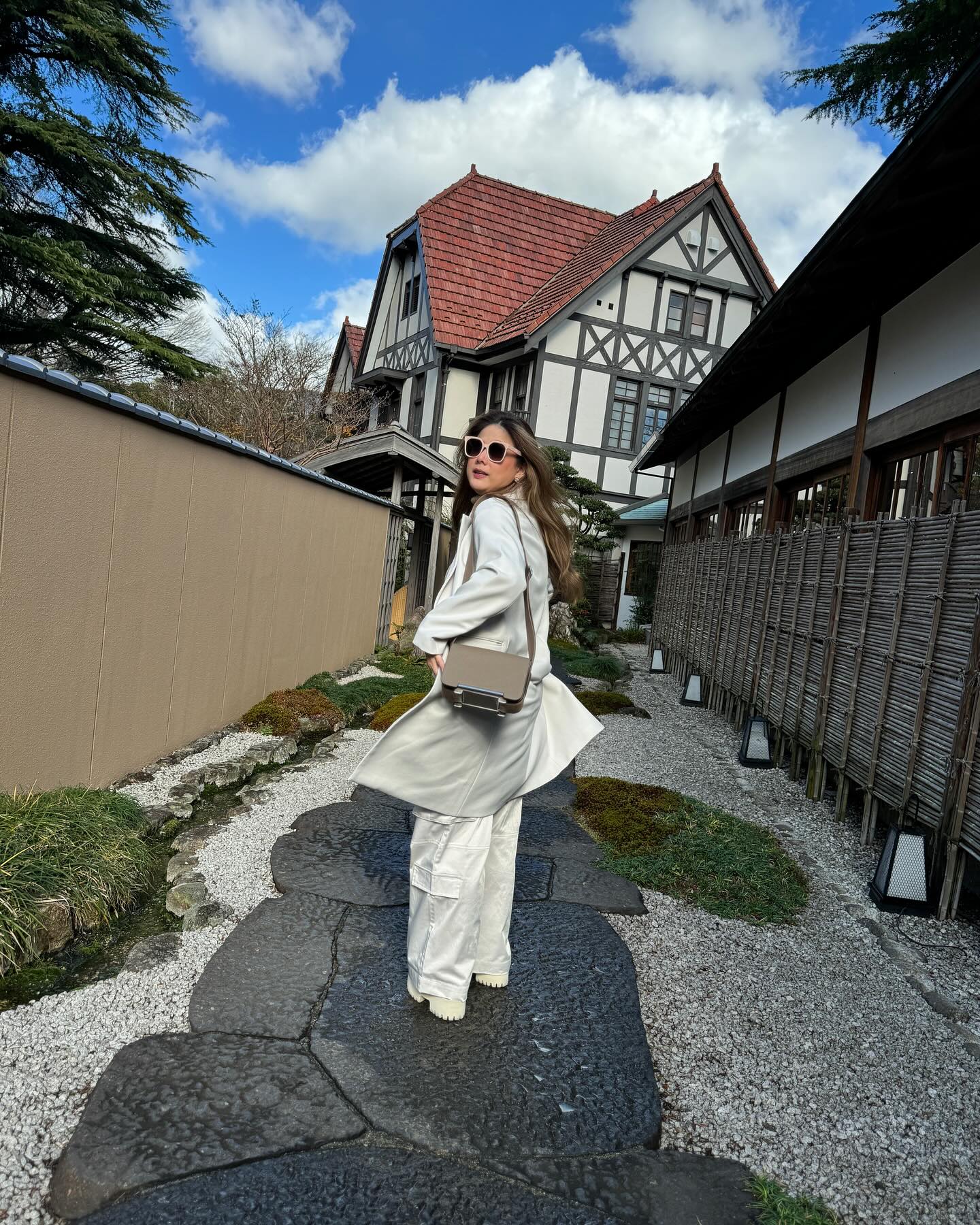 ติ๊ก - กัญญารัตน์ จิรรัชชกิจ