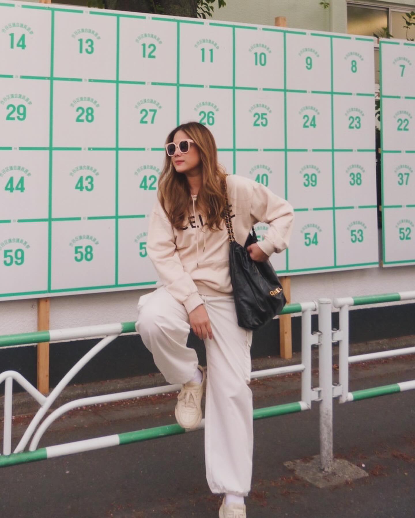 ติ๊ก - กัญญารัตน์ จิรรัชชกิจ