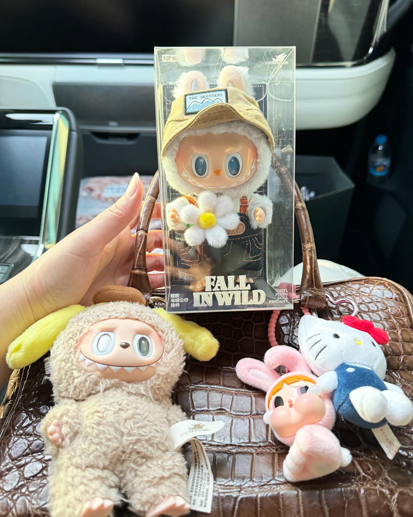 ติ๊ก - กัญญารัตน์ จิรรัชชกิจ