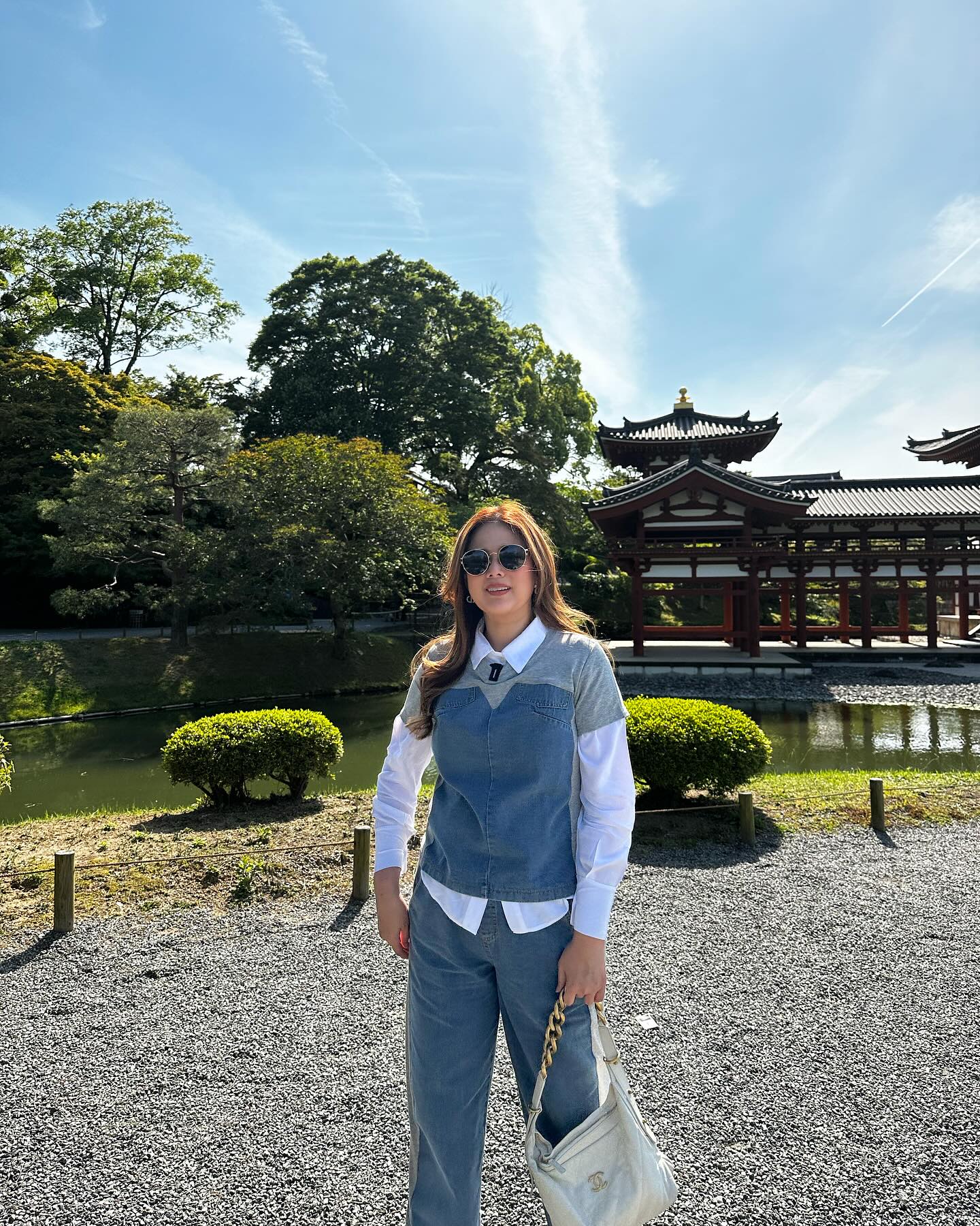 ติ๊ก - กัญญารัตน์ จิรรัชชกิจ