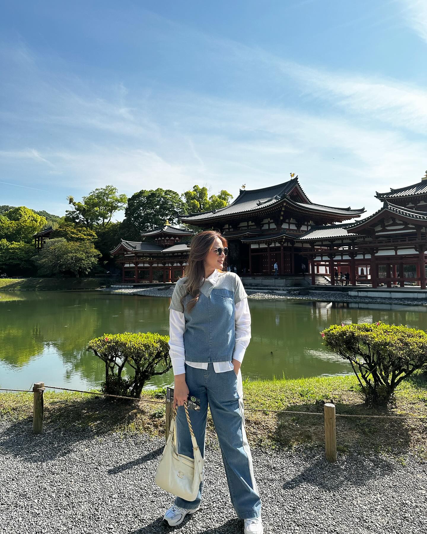 ติ๊ก - กัญญารัตน์ จิรรัชชกิจ