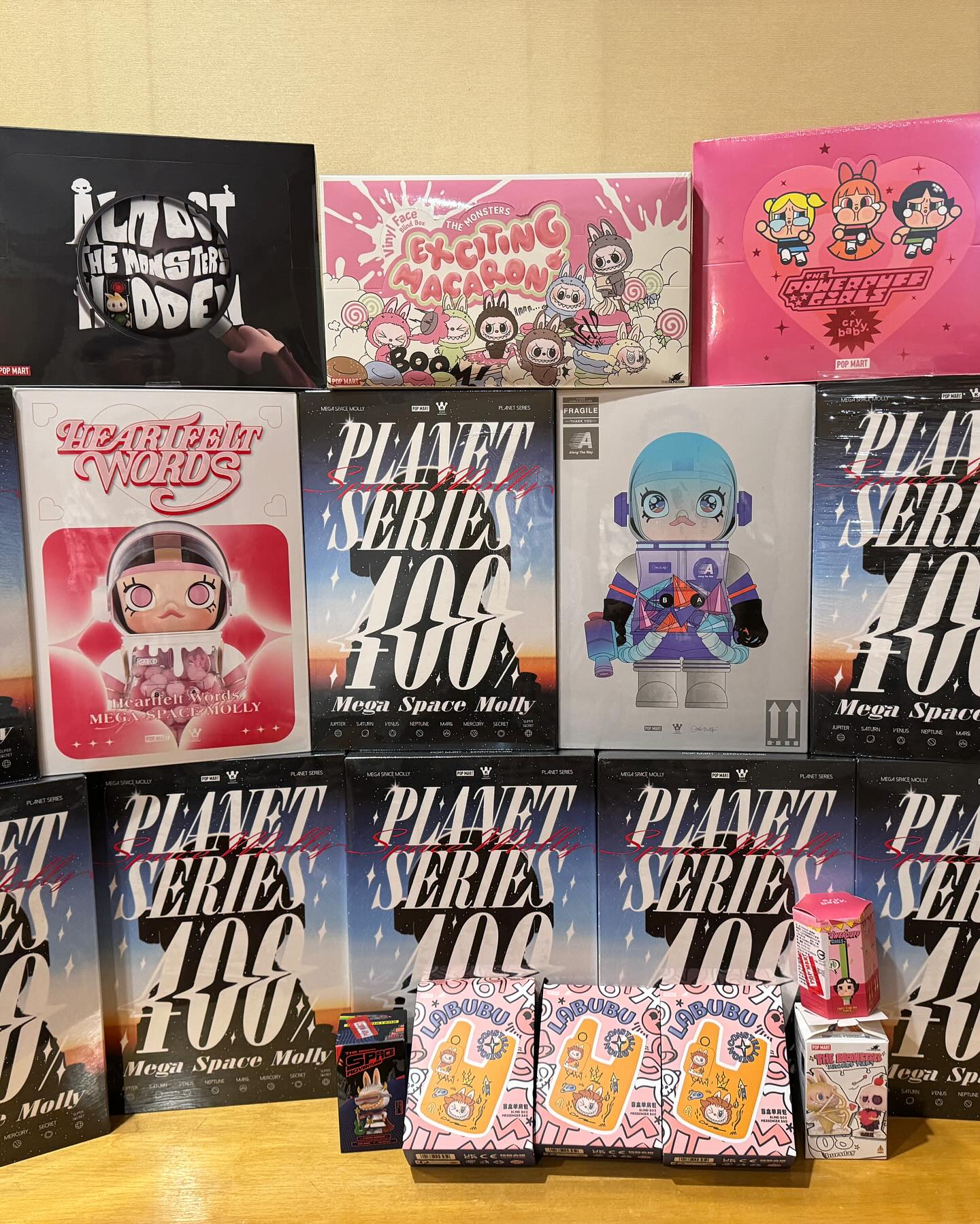 ติ๊ก - กัญญารัตน์ จิรรัชชกิจ