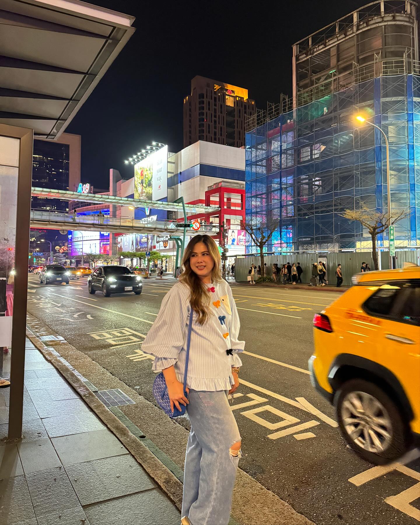 ติ๊ก - กัญญารัตน์ จิรรัชชกิจ