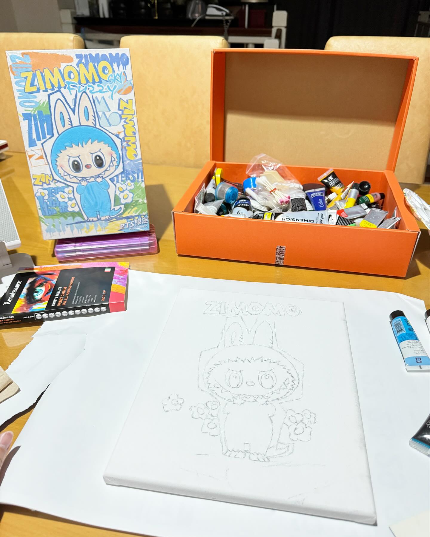 ติ๊ก - กัญญารัตน์ จิรรัชชกิจ