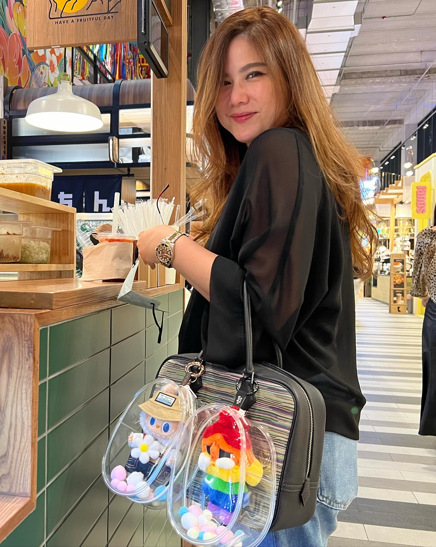 ติ๊ก - กัญญารัตน์ จิรรัชชกิจ