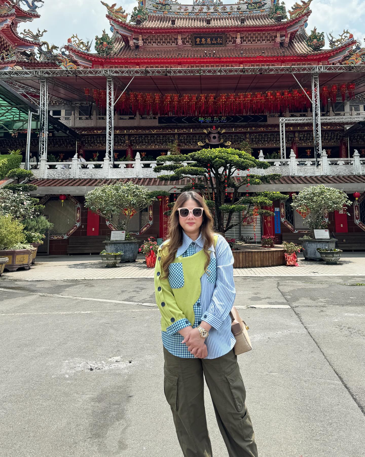 ติ๊ก - กัญญารัตน์ จิรรัชชกิจ