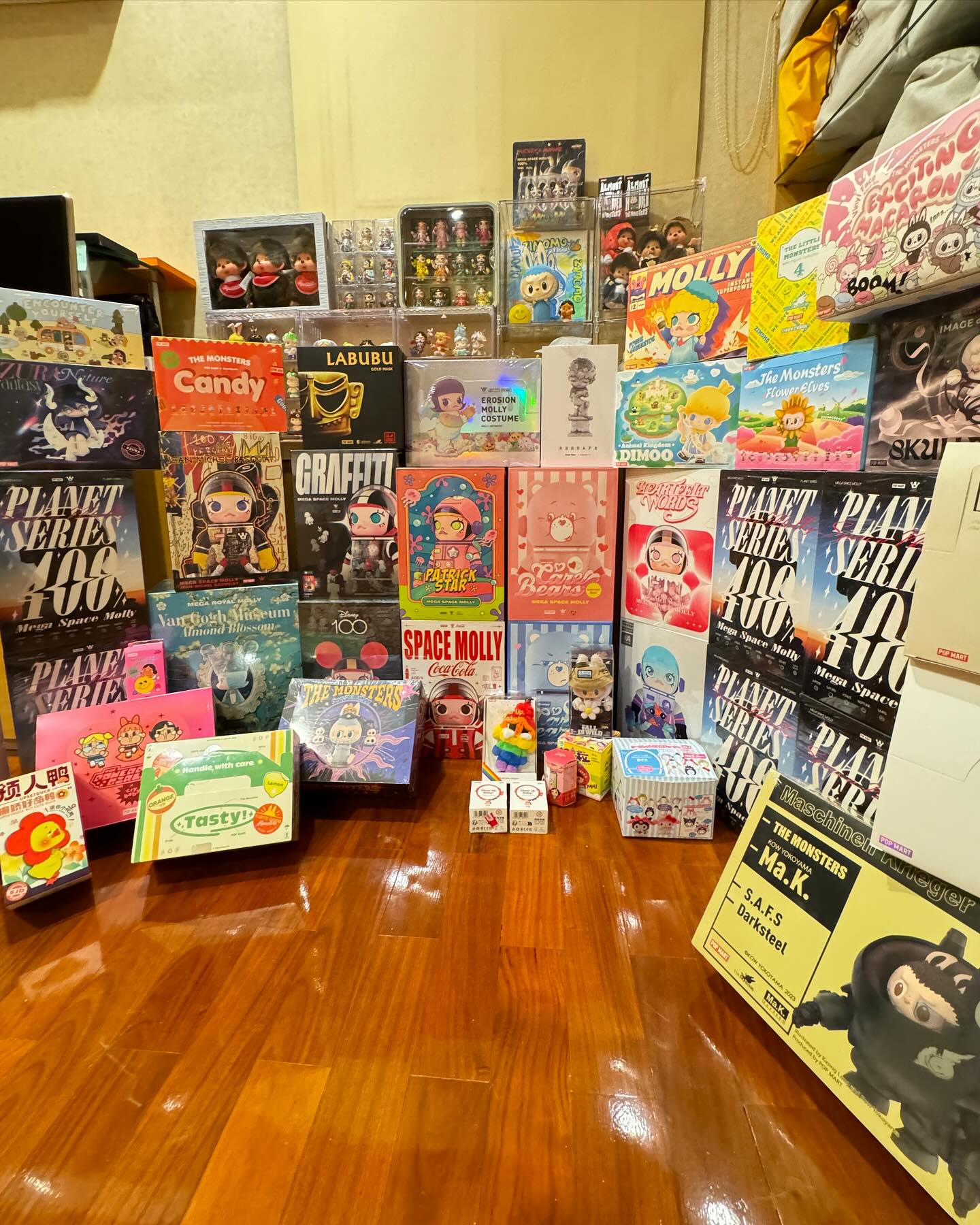 ติ๊ก - กัญญารัตน์ จิรรัชชกิจ