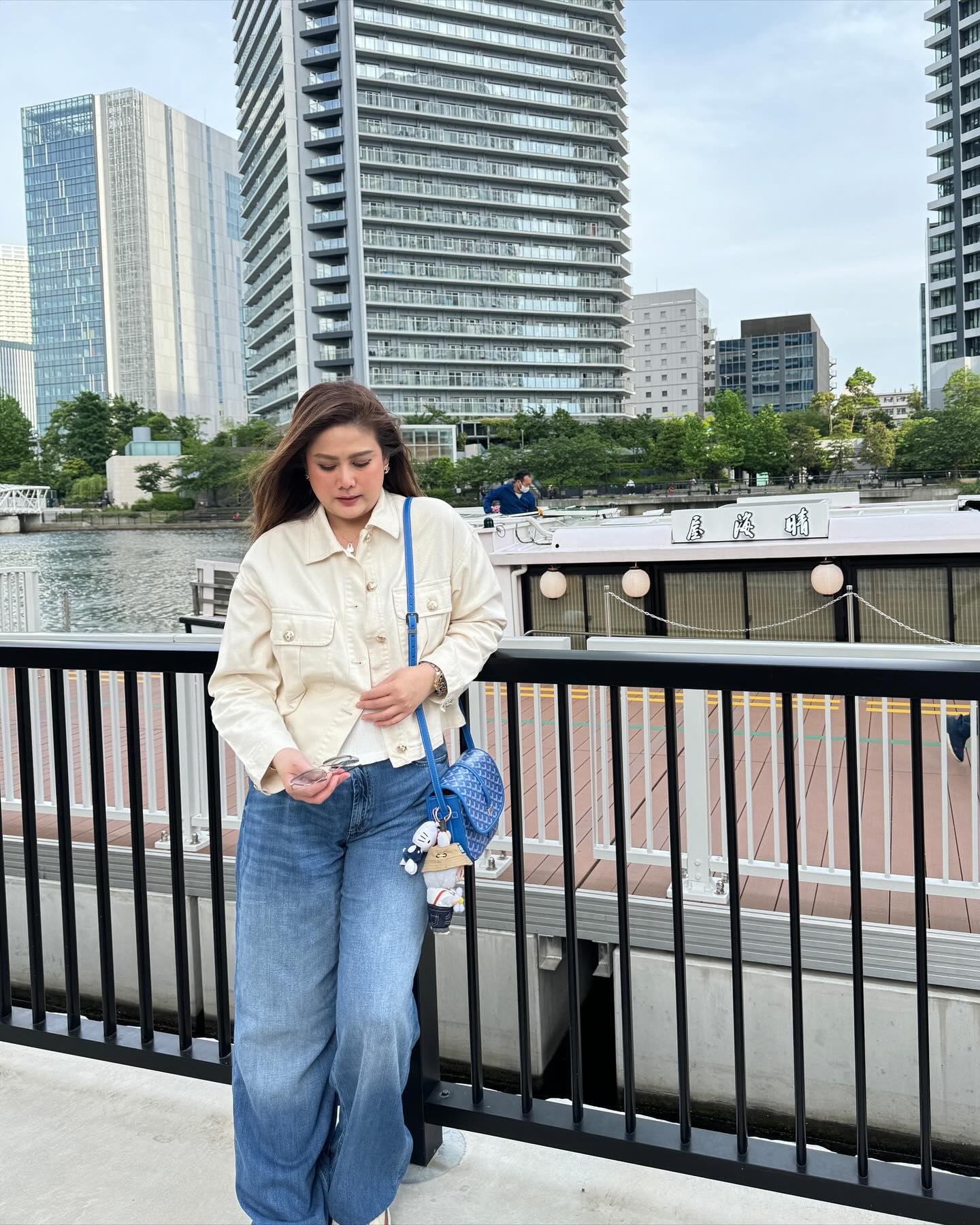 ติ๊ก - กัญญารัตน์ จิรรัชชกิจ