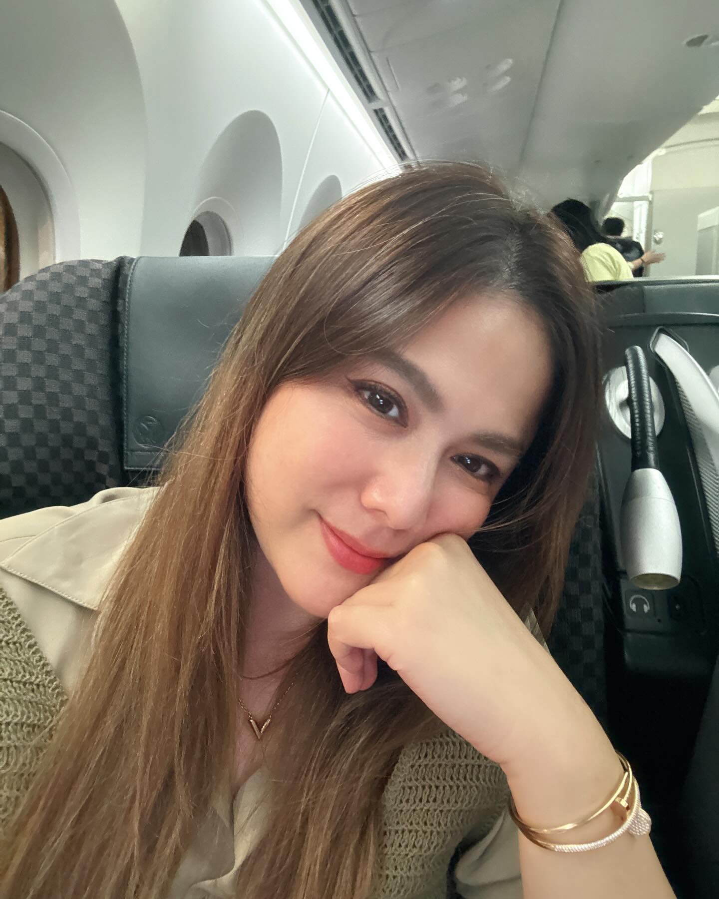 ติ๊ก - กัญญารัตน์ จิรรัชชกิจ