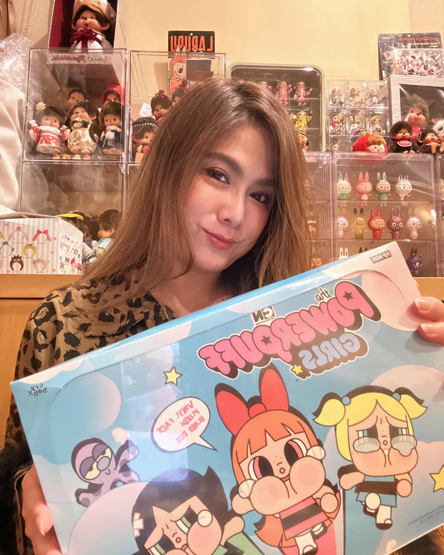 ติ๊ก - กัญญารัตน์ จิรรัชชกิจ