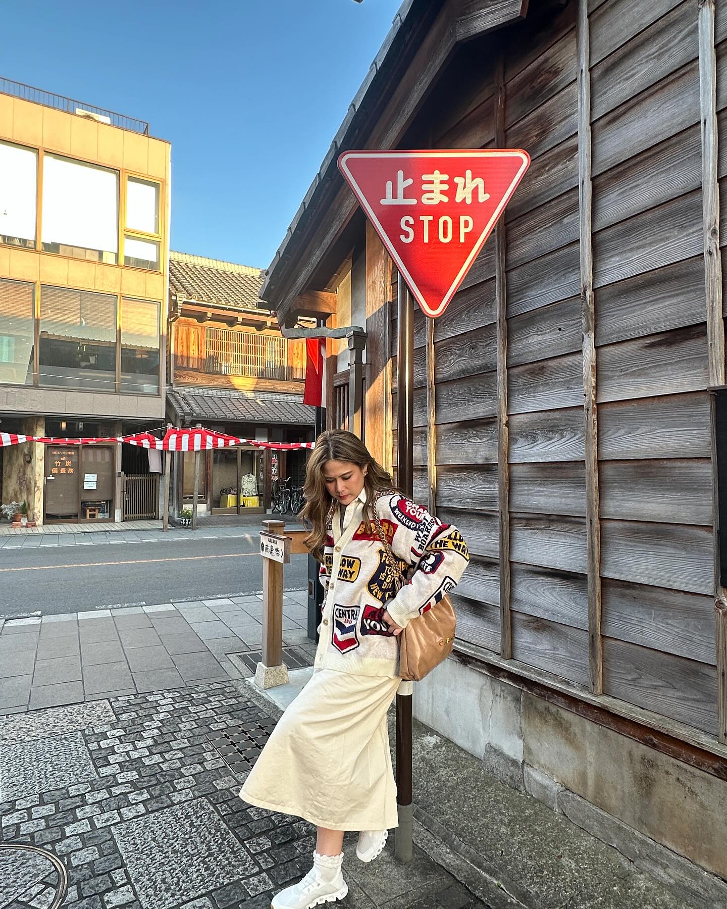 ติ๊ก - กัญญารัตน์ จิรรัชชกิจ