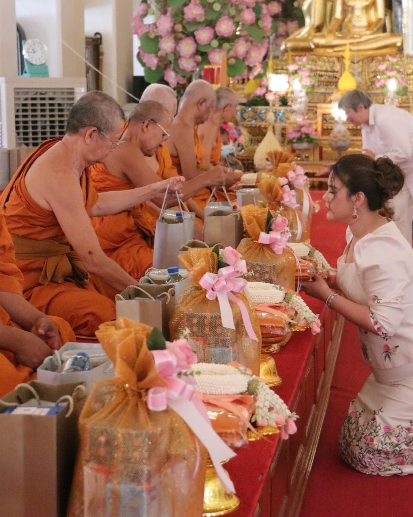 ติ๊ก - กัญญารัตน์ จิรรัชชกิจ