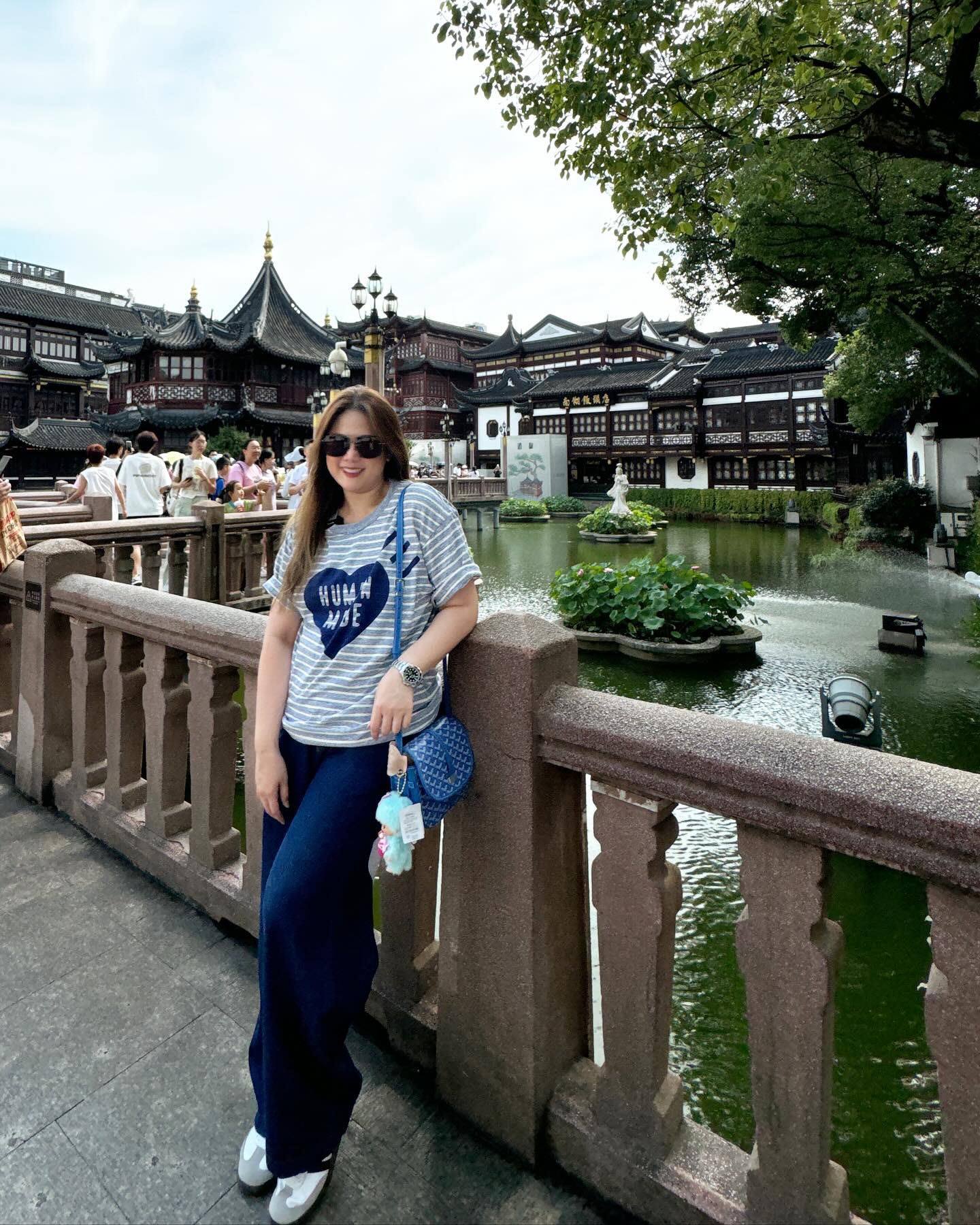 ติ๊ก - กัญญารัตน์ จิรรัชชกิจ