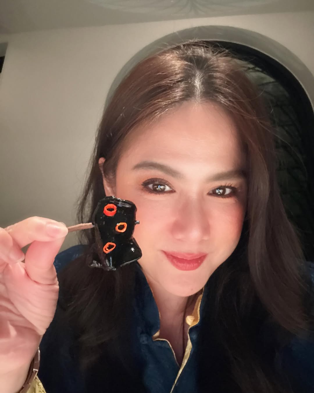 ติ๊ก - กัญญารัตน์ จิรรัชชกิจ