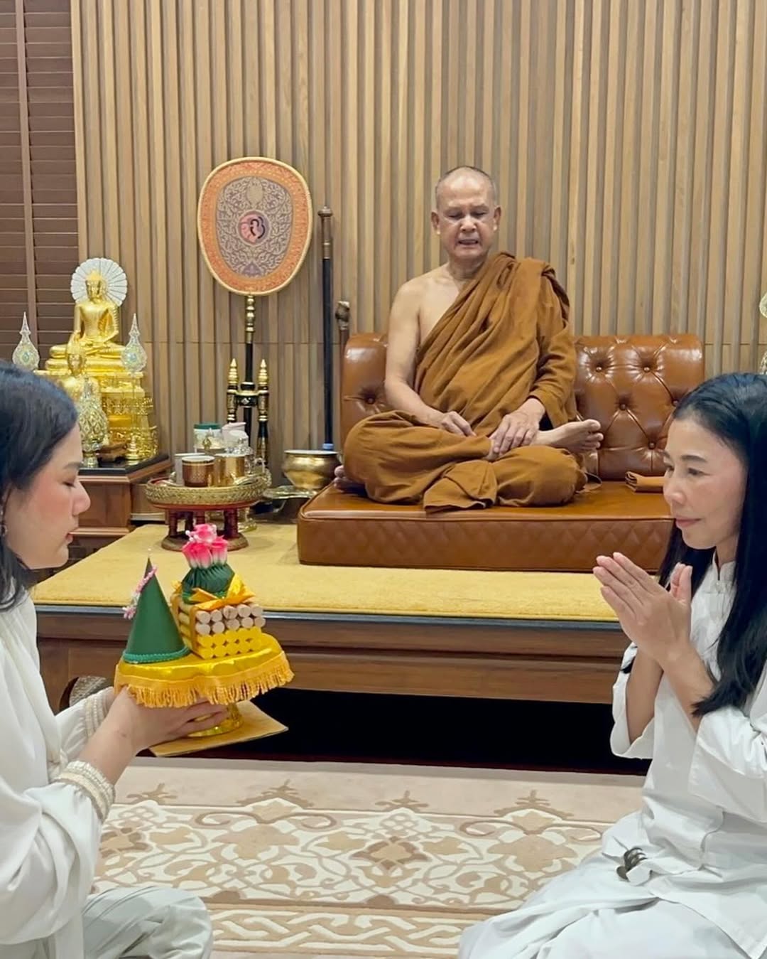 ติ๊ก - กัญญารัตน์ จิรรัชชกิจ