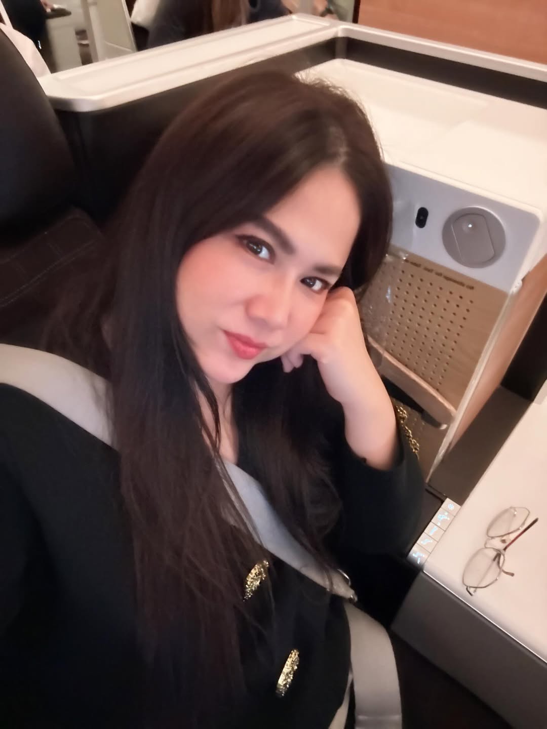 ติ๊ก - กัญญารัตน์ จิรรัชชกิจ