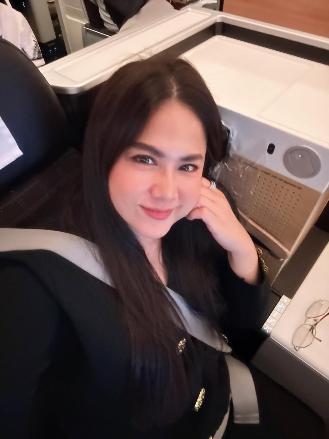 ติ๊ก - กัญญารัตน์ จิรรัชชกิจ