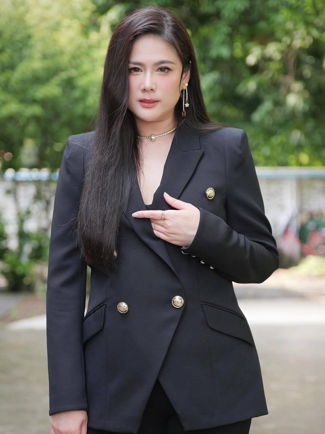 ติ๊ก - กัญญารัตน์ จิรรัชชกิจ