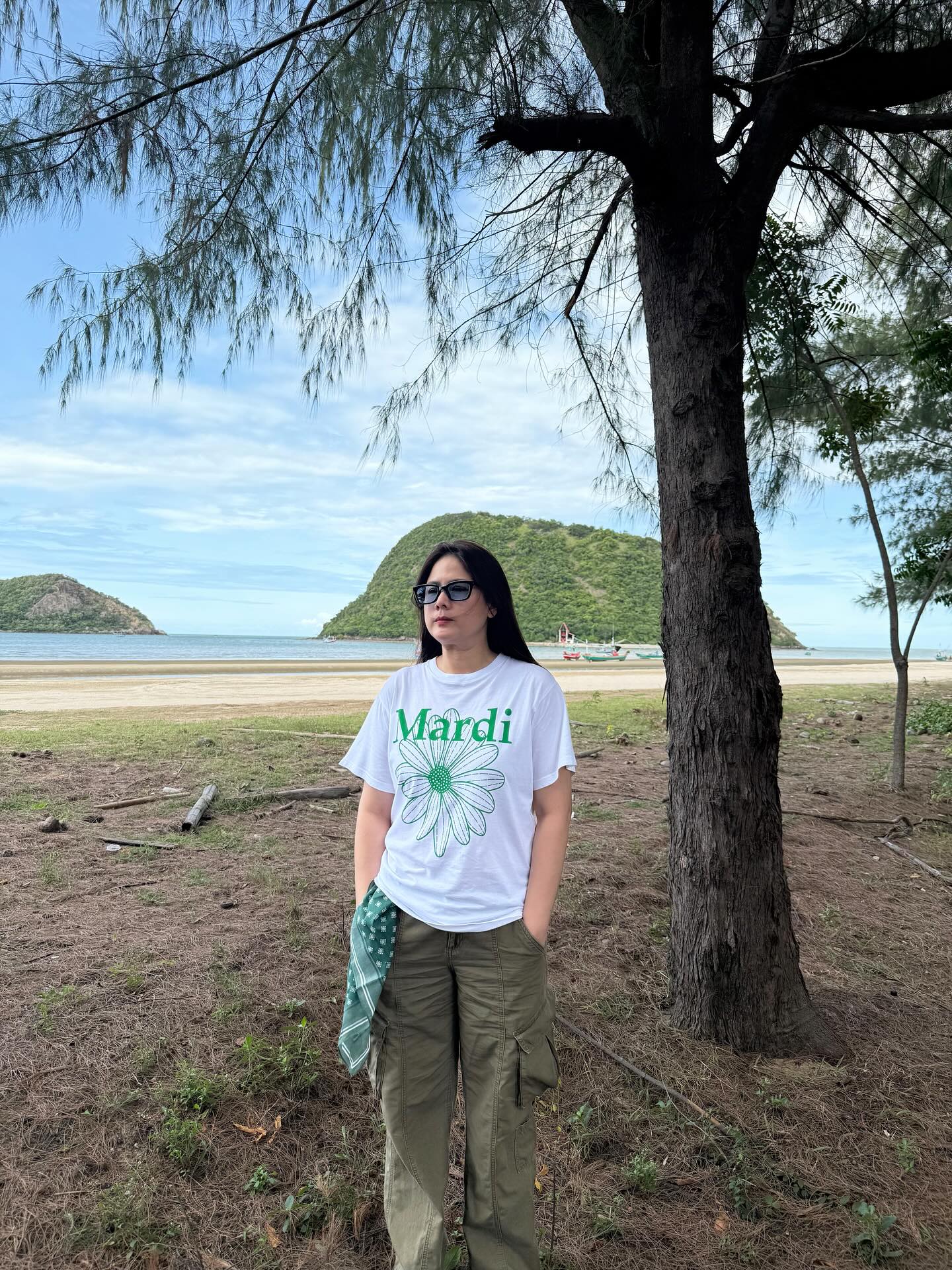 ติ๊ก - กัญญารัตน์ จิรรัชชกิจ