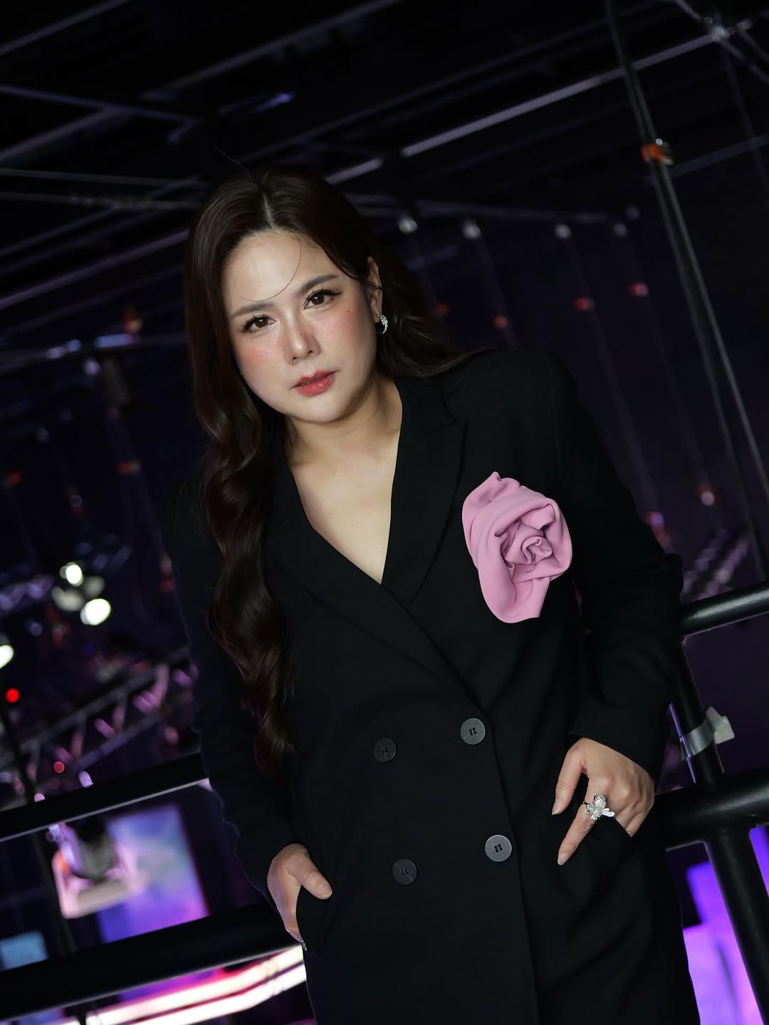 ติ๊ก - กัญญารัตน์ จิรรัชชกิจ