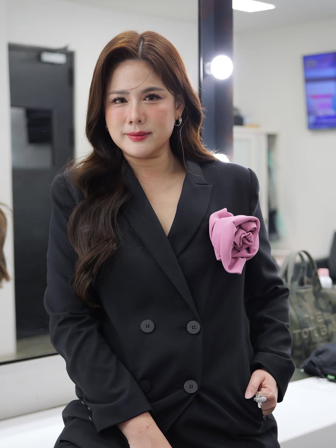 ติ๊ก - กัญญารัตน์ จิรรัชชกิจ