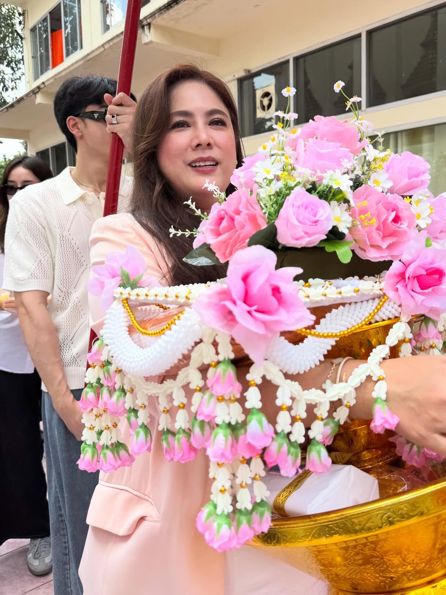 ติ๊ก - กัญญารัตน์ จิรรัชชกิจ