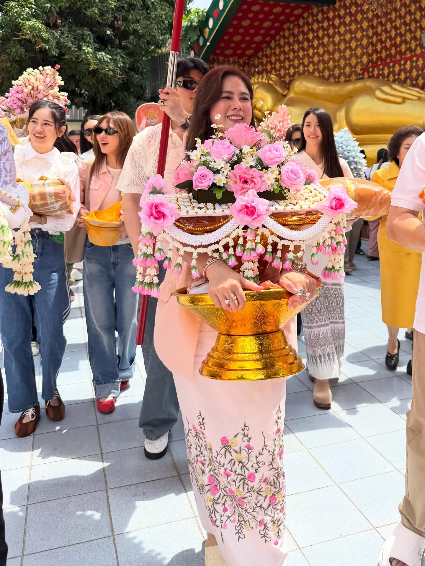 ติ๊ก - กัญญารัตน์ จิรรัชชกิจ