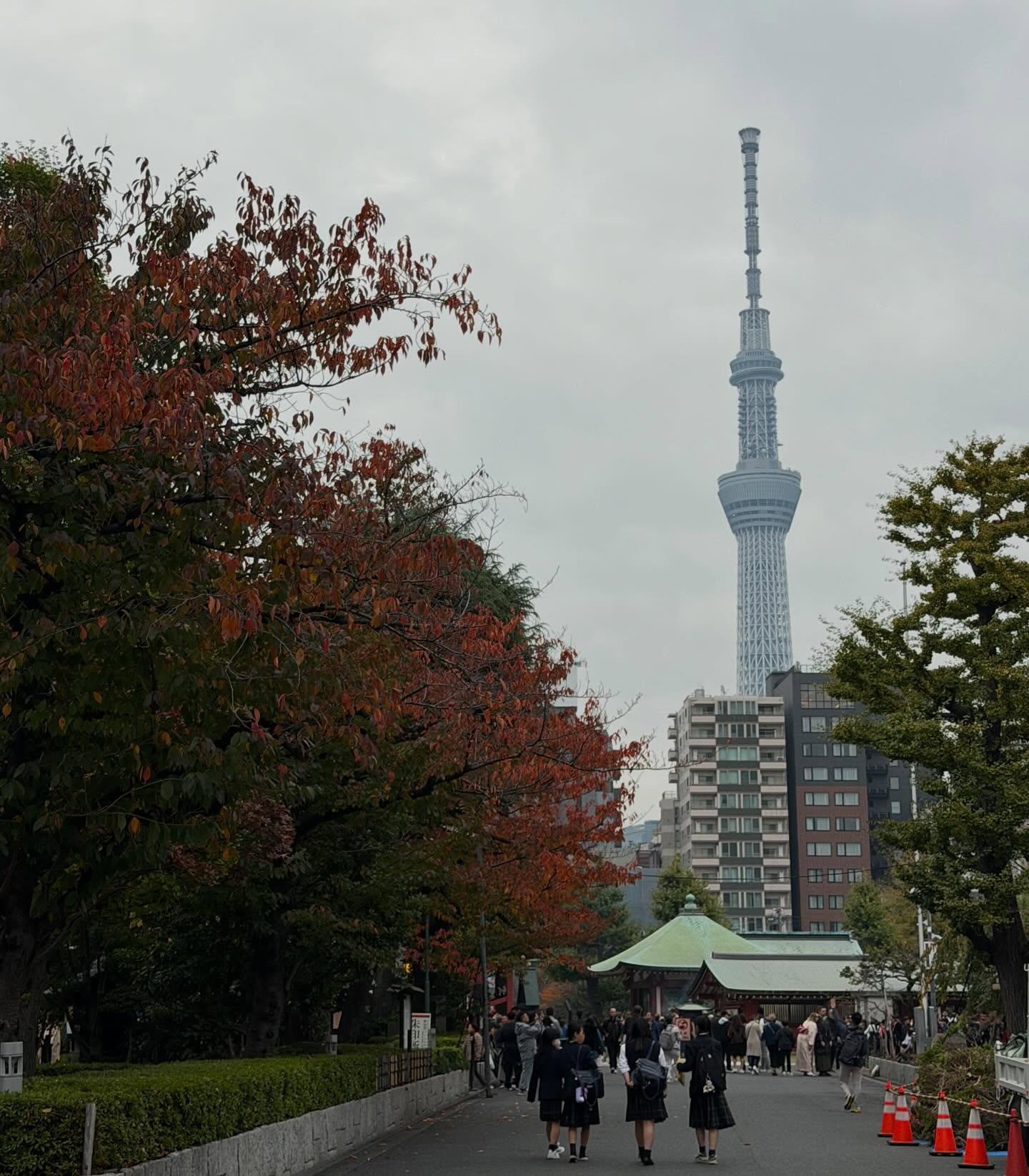 ติ๊ก - กัญญารัตน์ จิรรัชชกิจ