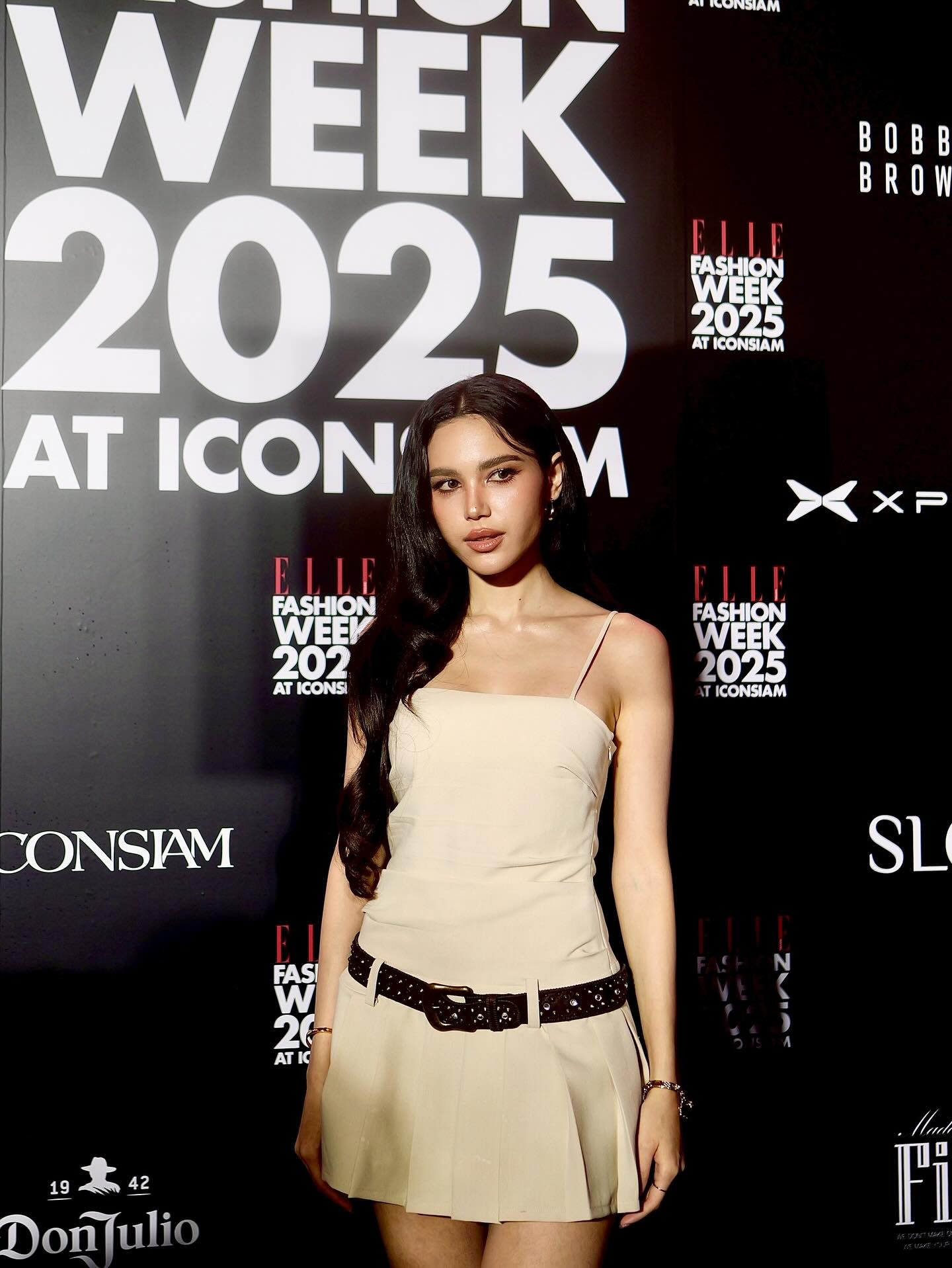 ติ๊ก - กัญญารัตน์ จิรรัชชกิจ