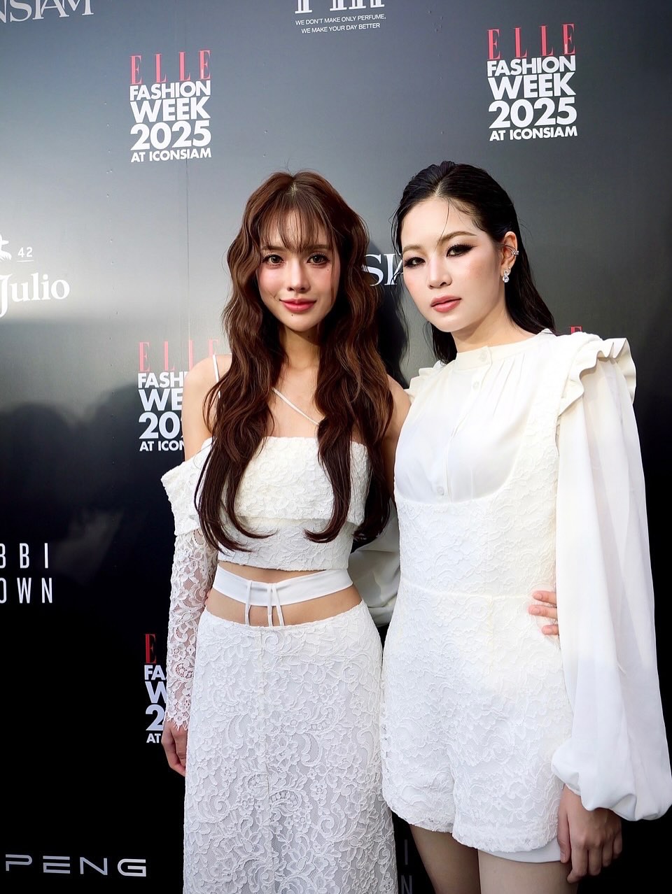 ติ๊ก - กัญญารัตน์ จิรรัชชกิจ