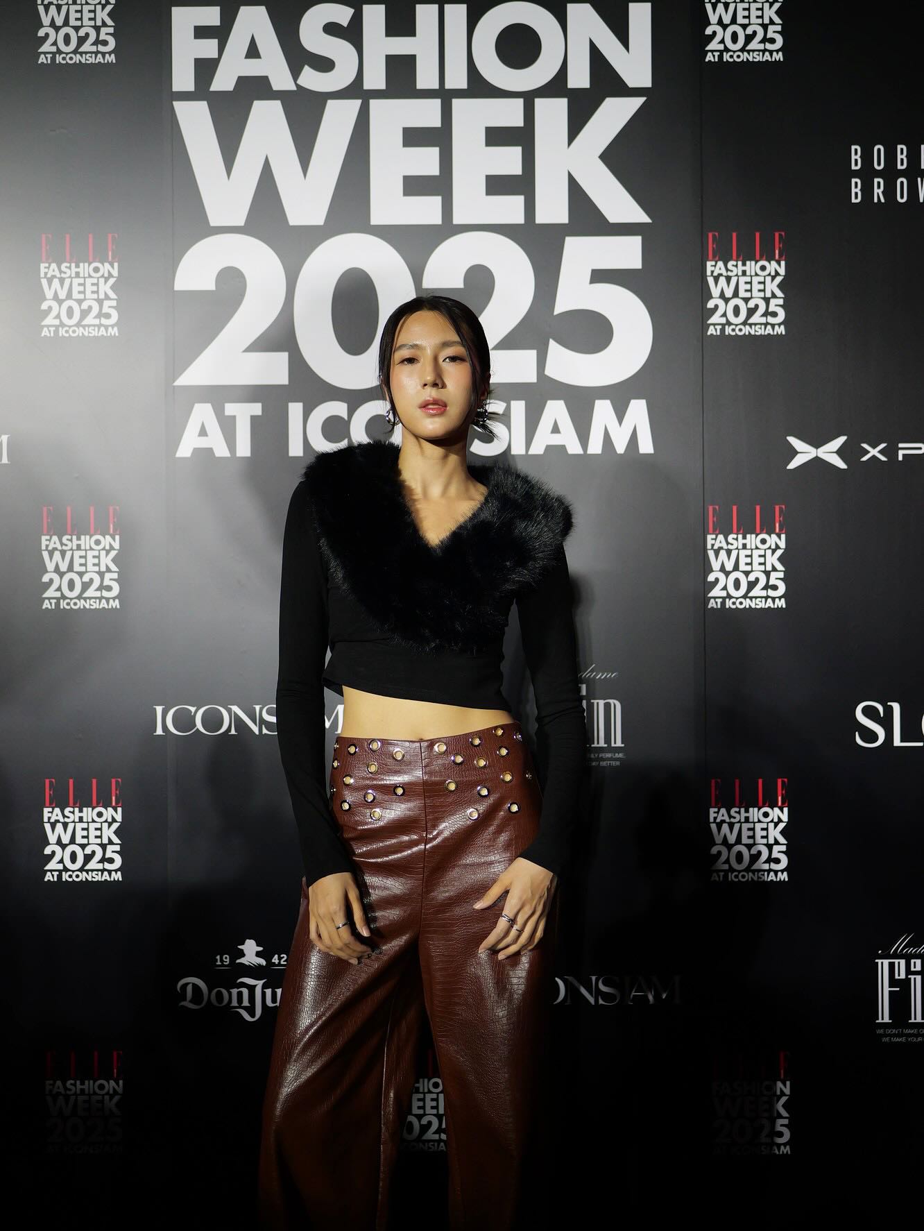 ติ๊ก - กัญญารัตน์ จิรรัชชกิจ