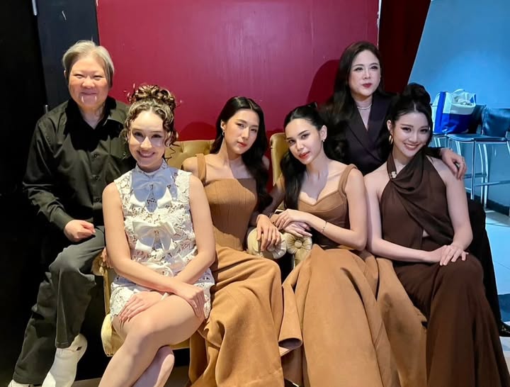 ติ๊ก - กัญญารัตน์ จิรรัชชกิจ