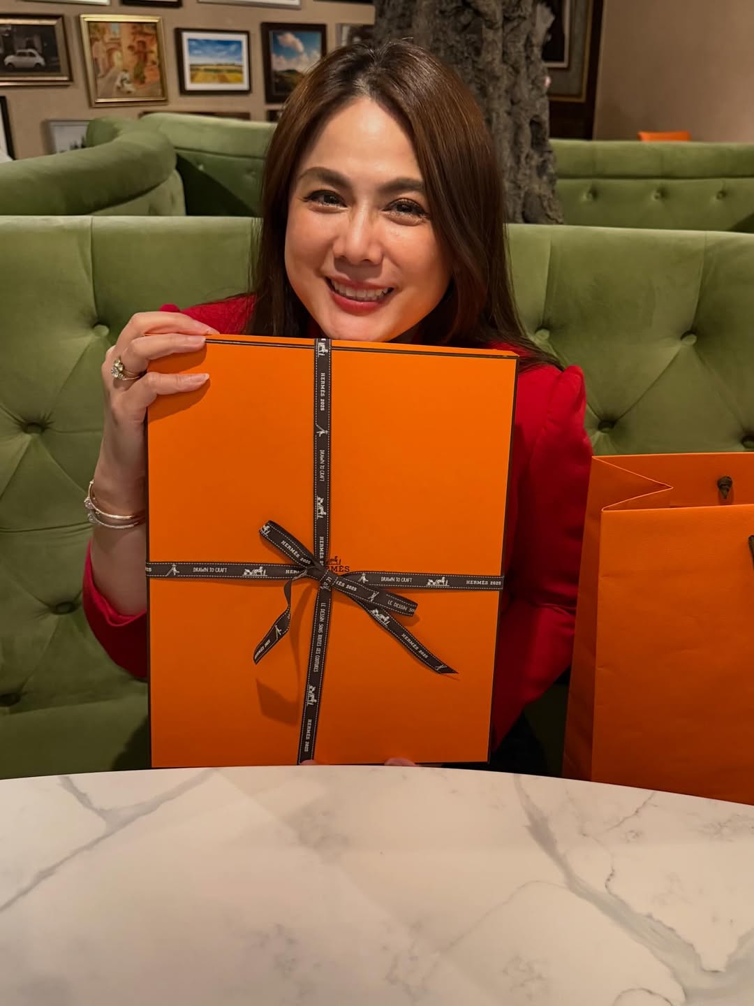 ติ๊ก - กัญญารัตน์ จิรรัชชกิจ