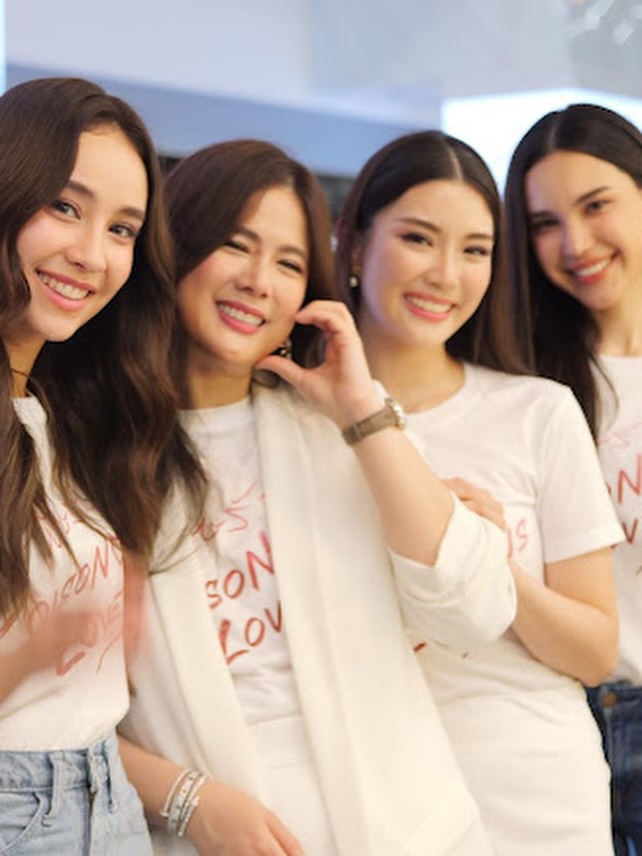 ติ๊ก - กัญญารัตน์ จิรรัชชกิจ