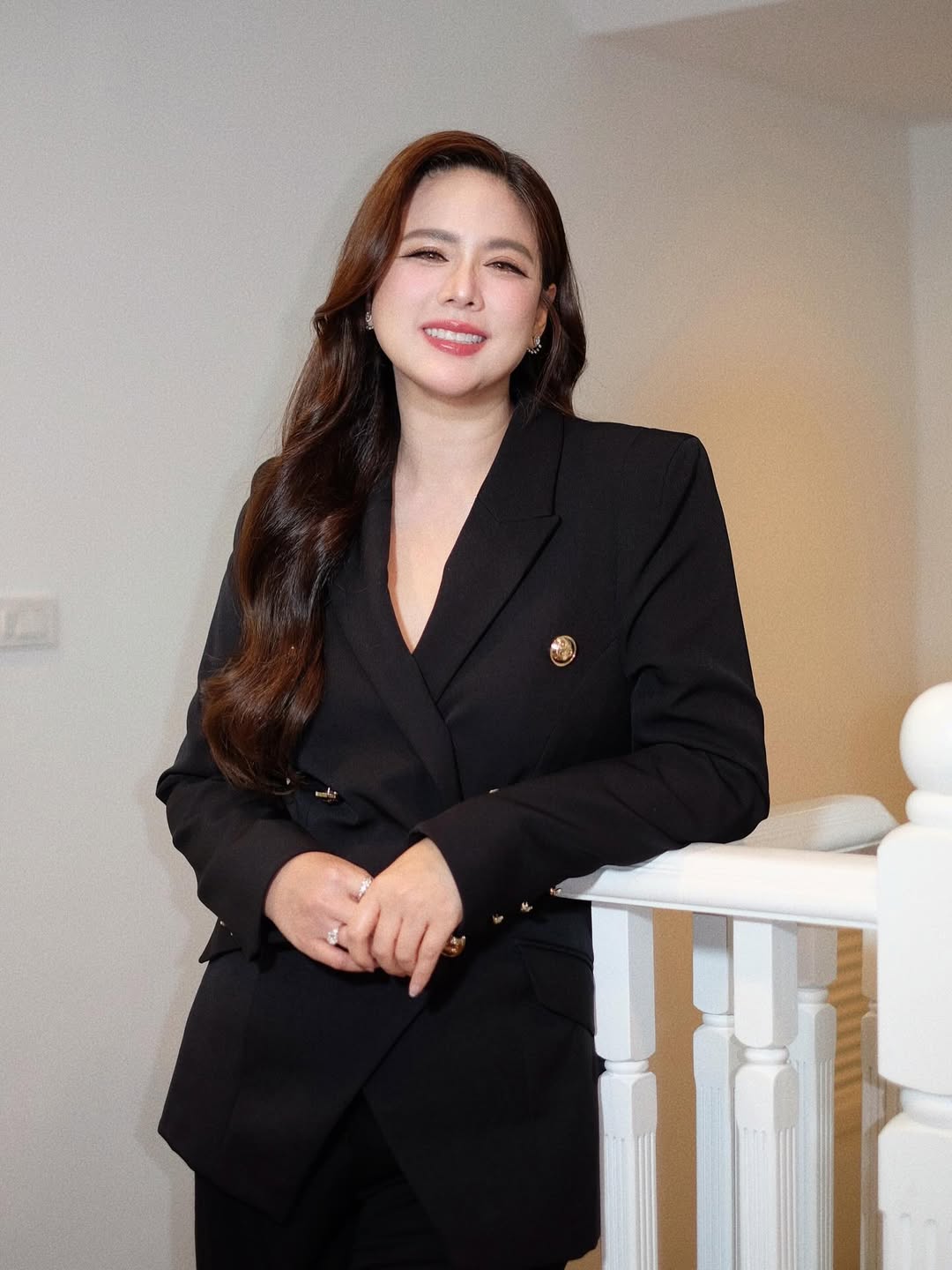 ติ๊ก - กัญญารัตน์ จิรรัชชกิจ