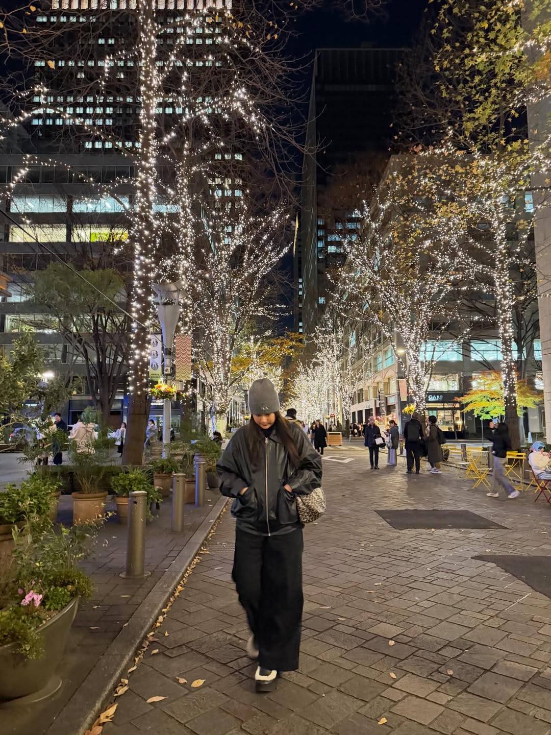 ติ๊ก - กัญญารัตน์ จิรรัชชกิจ