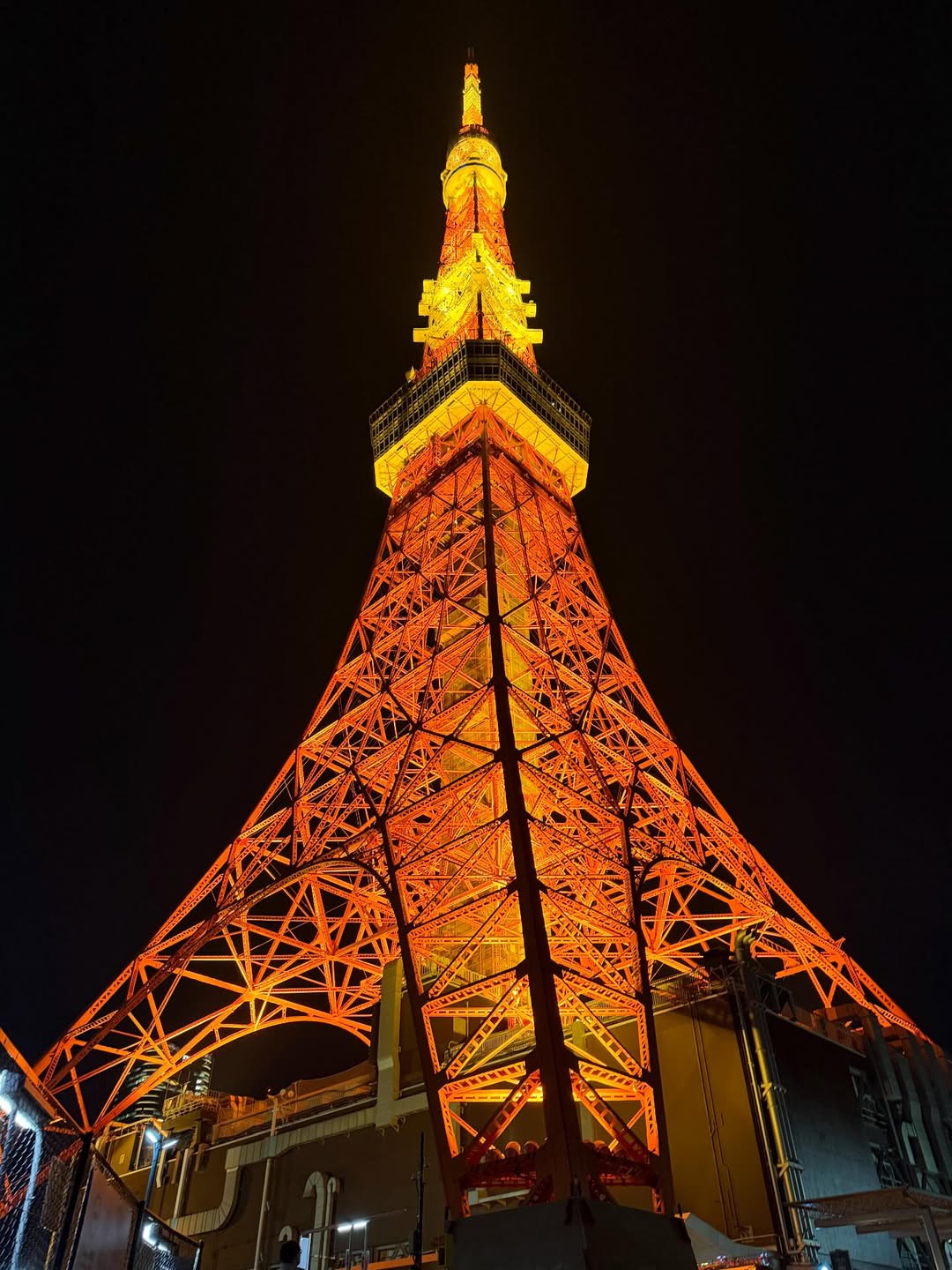 ติ๊ก - กัญญารัตน์ จิรรัชชกิจ