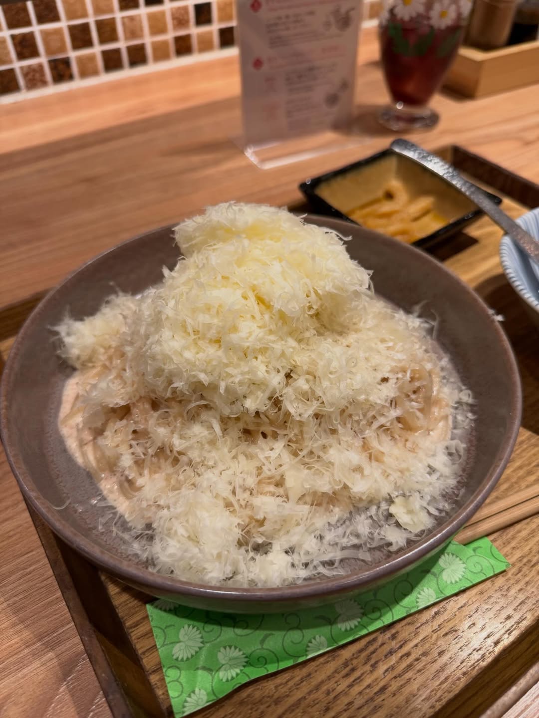 ติ๊ก - กัญญารัตน์ จิรรัชชกิจ