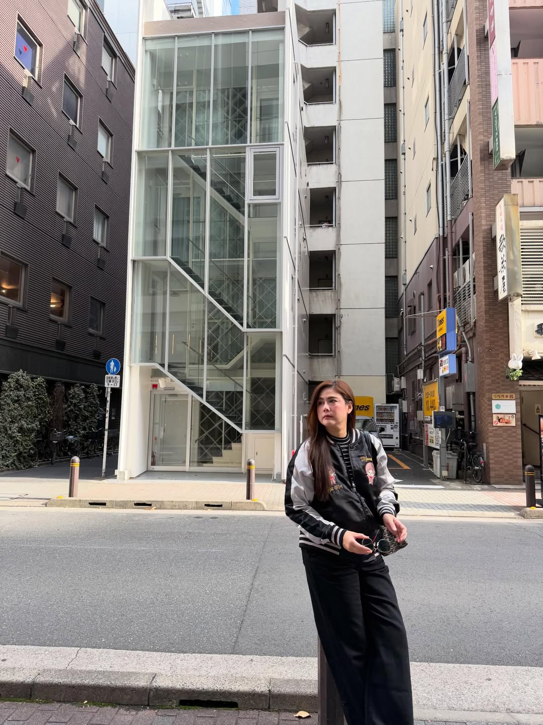 ติ๊ก - กัญญารัตน์ จิรรัชชกิจ