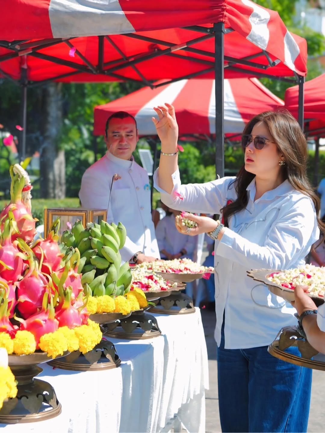 ติ๊ก - กัญญารัตน์ จิรรัชชกิจ