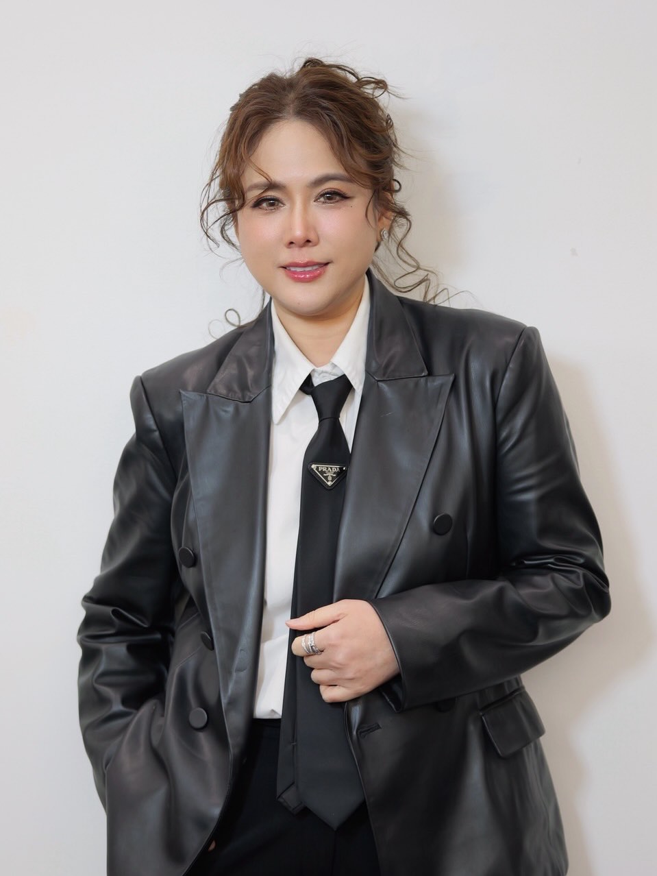 ติ๊ก - กัญญารัตน์ จิรรัชชกิจ