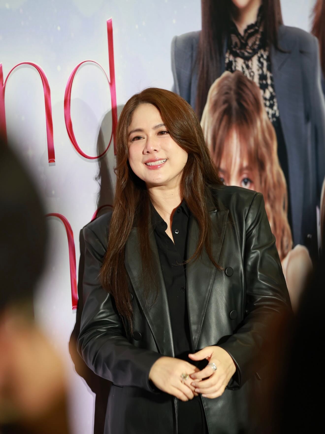 ติ๊ก - กัญญารัตน์ จิรรัชชกิจ