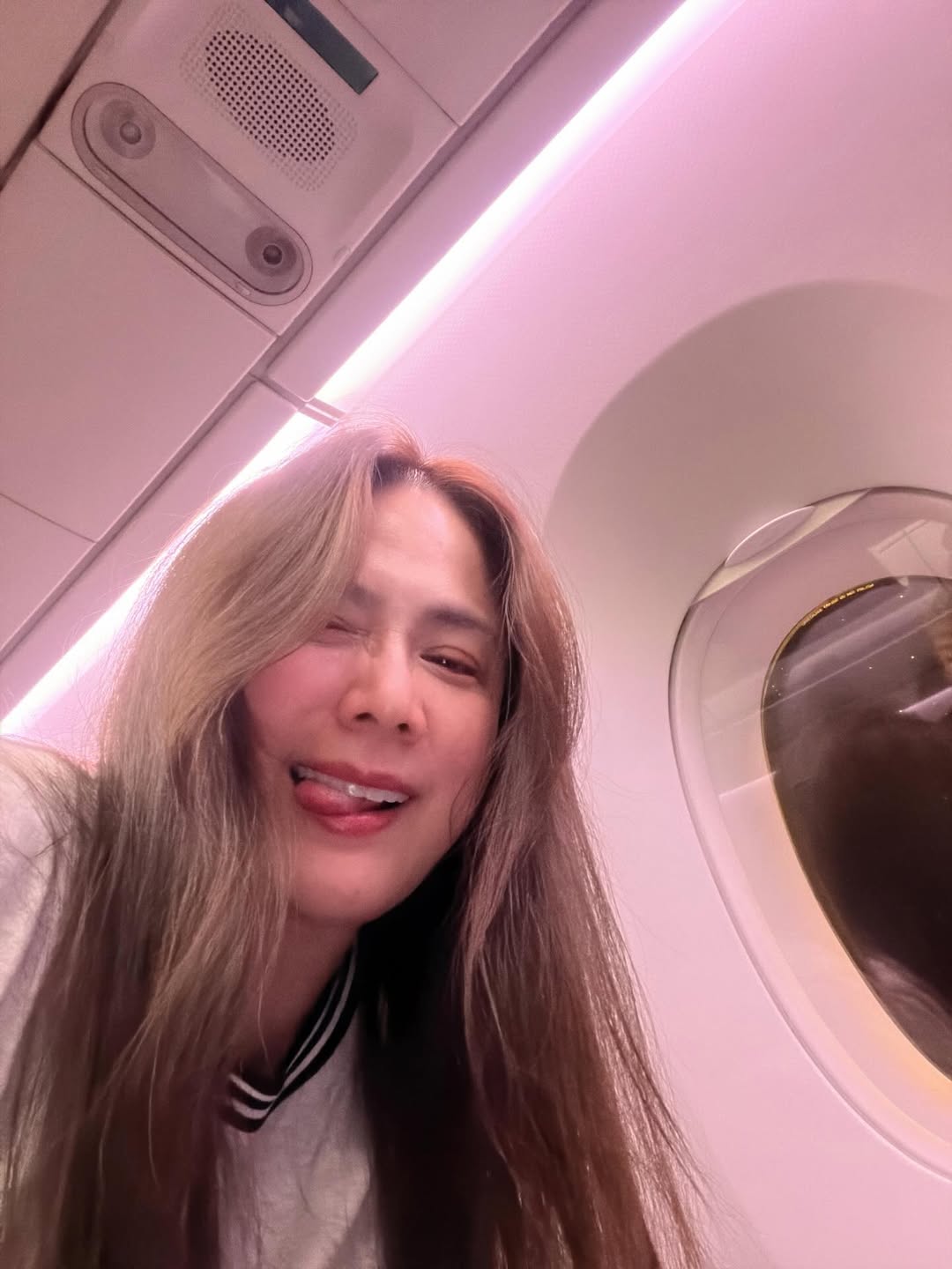 ติ๊ก - กัญญารัตน์ จิรรัชชกิจ