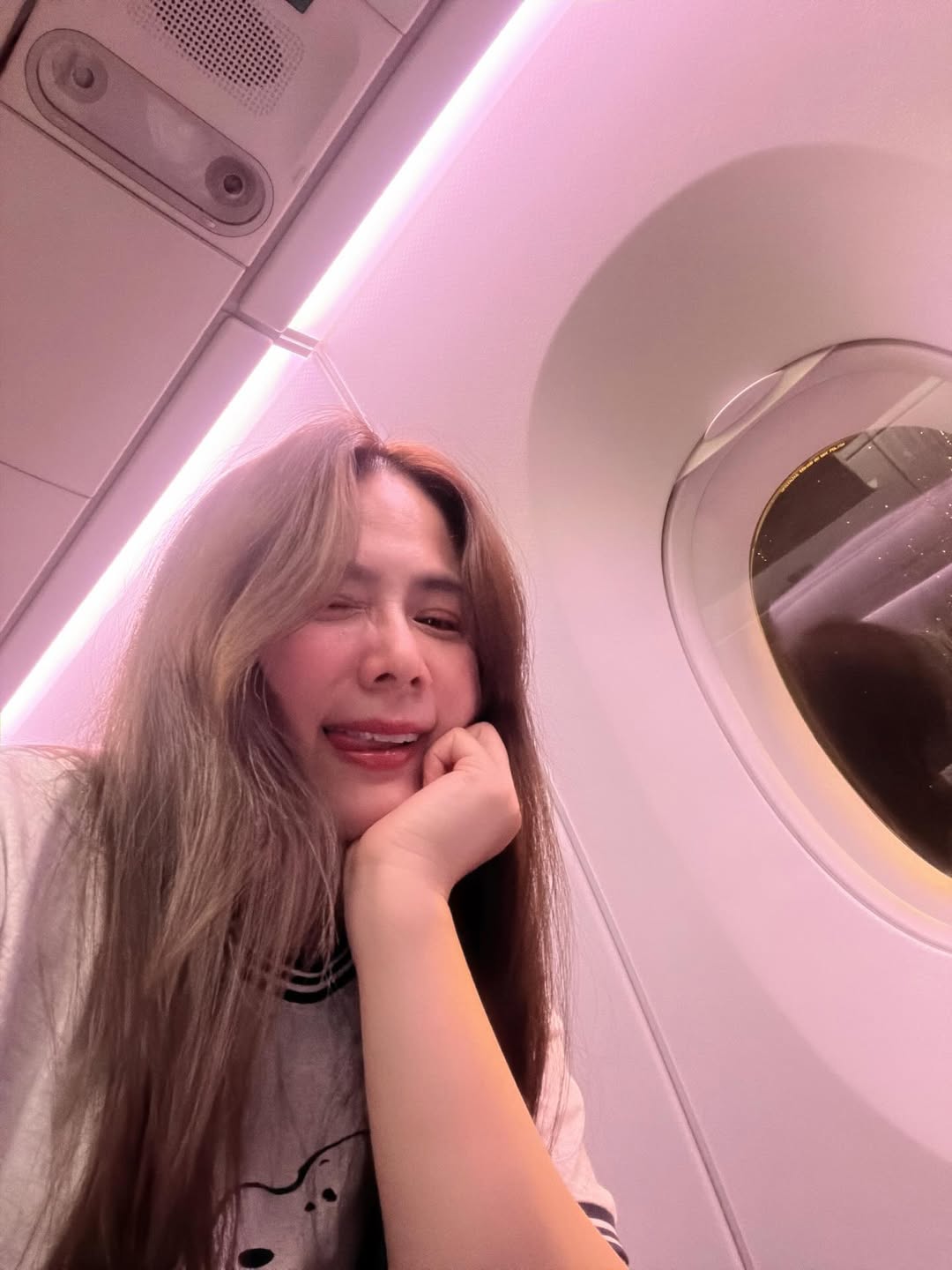 ติ๊ก - กัญญารัตน์ จิรรัชชกิจ