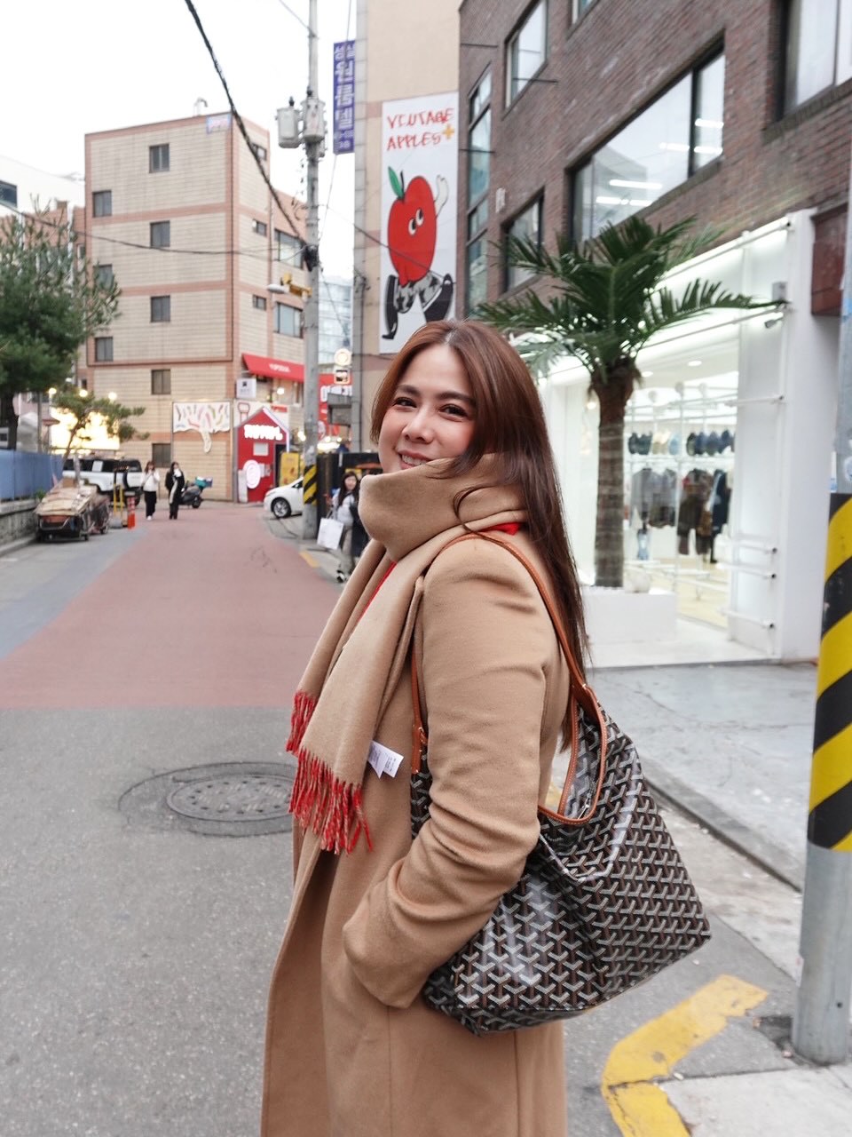 ติ๊ก - กัญญารัตน์ จิรรัชชกิจ