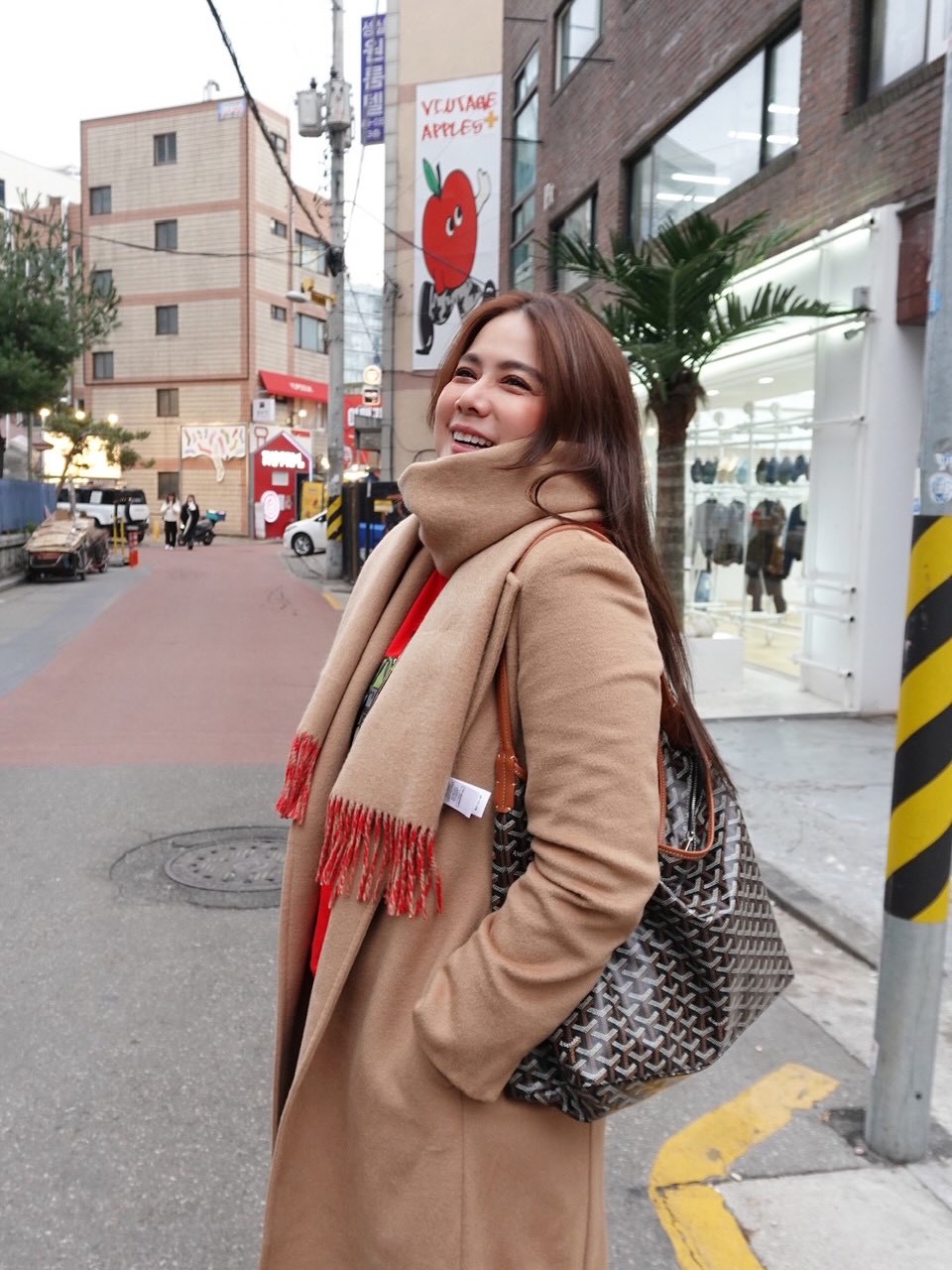 ติ๊ก - กัญญารัตน์ จิรรัชชกิจ