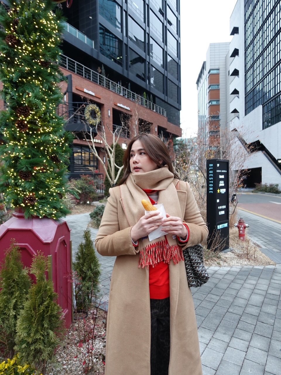 ติ๊ก - กัญญารัตน์ จิรรัชชกิจ