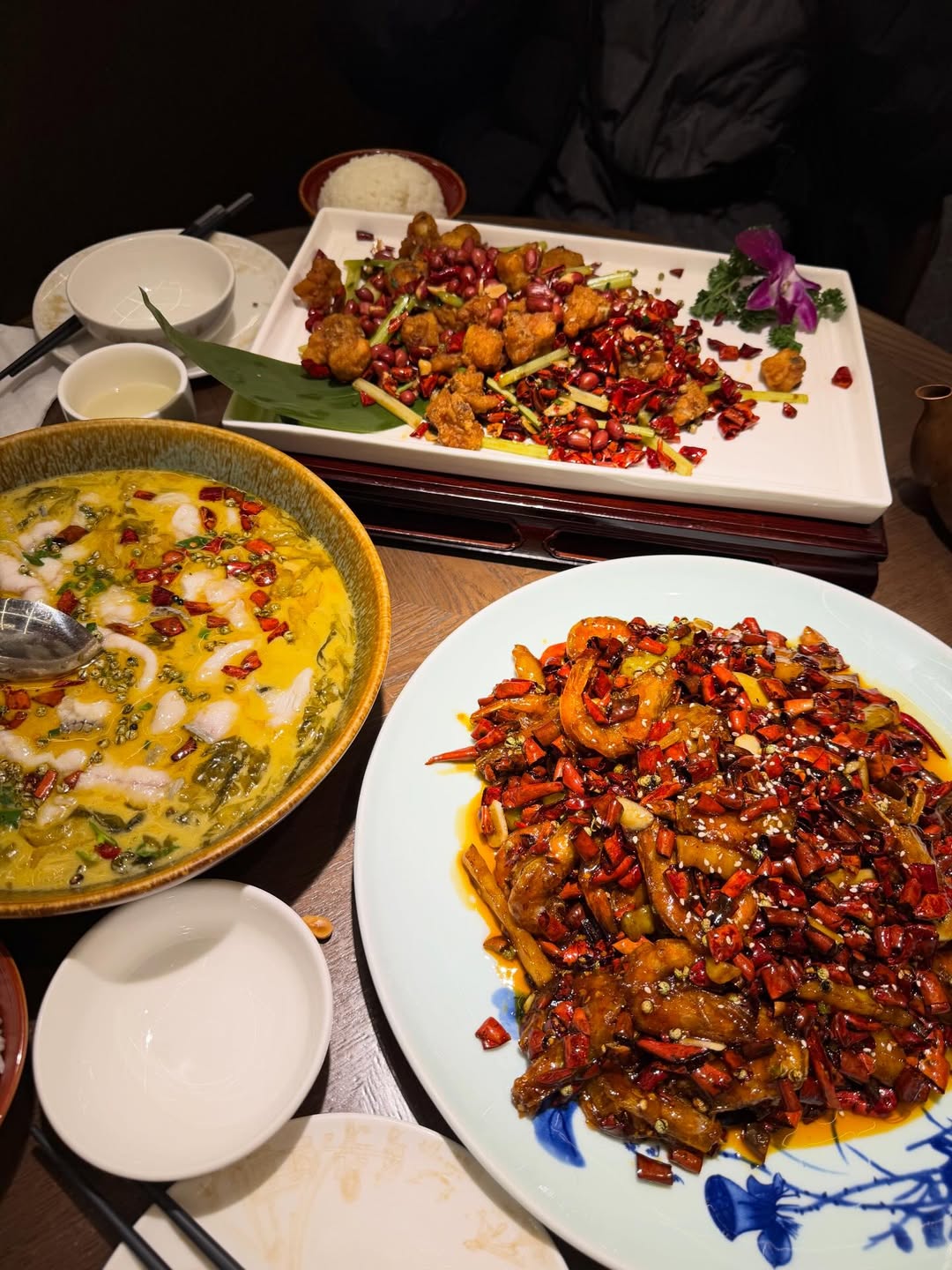 ติ๊ก - กัญญารัตน์ จิรรัชชกิจ