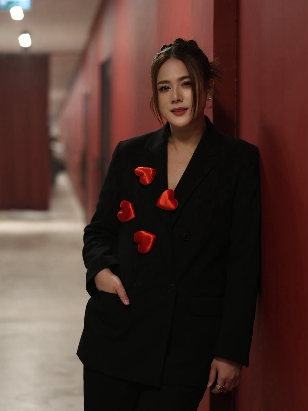 ติ๊ก - กัญญารัตน์ จิรรัชชกิจ