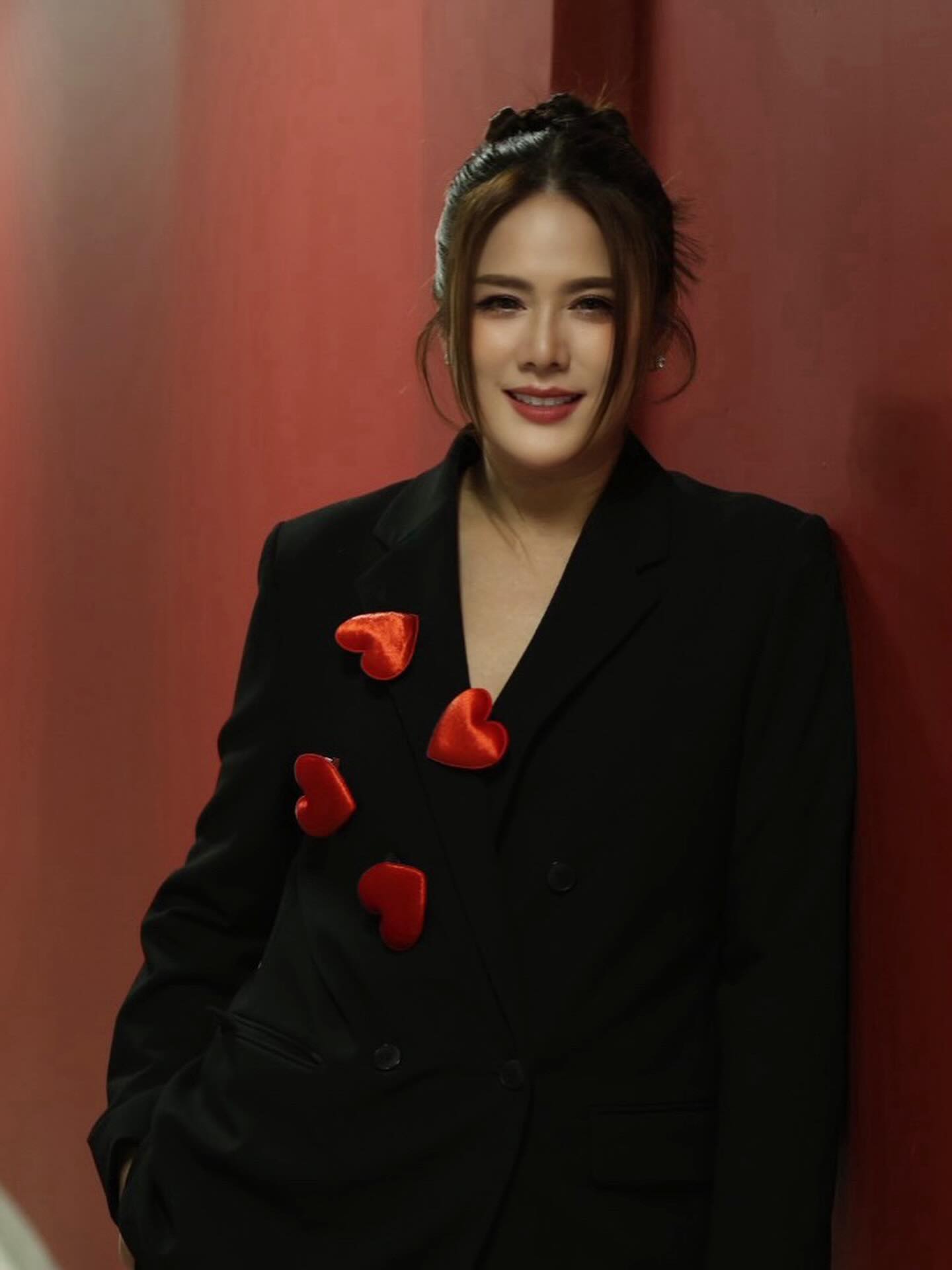 ติ๊ก - กัญญารัตน์ จิรรัชชกิจ